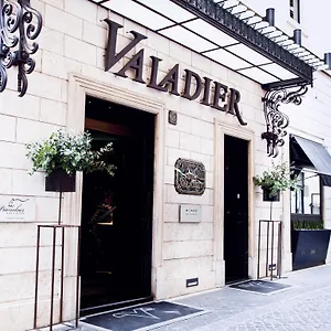 Valadier Otel