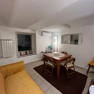 Ricci Apartment