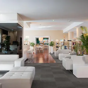 Garden Area Eur Ξενοδοχείο