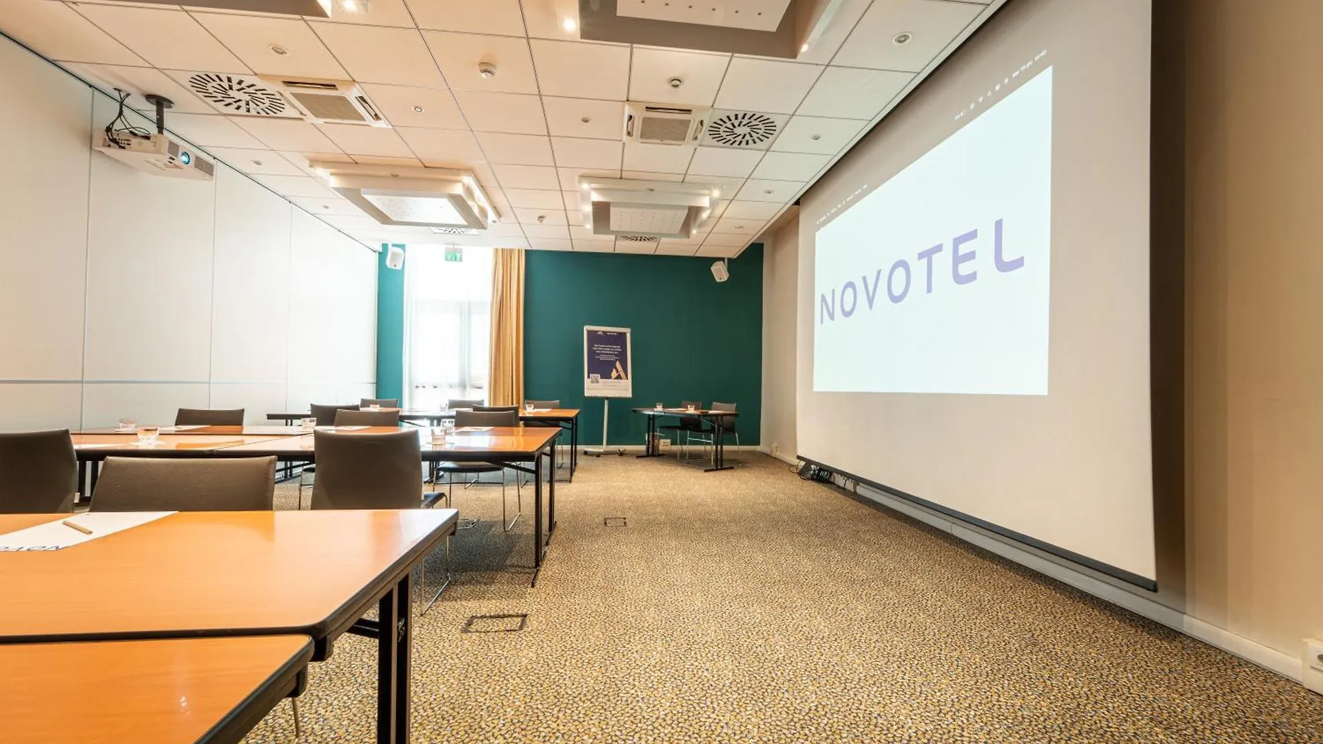 Novotel Roma Est 4*, Рим