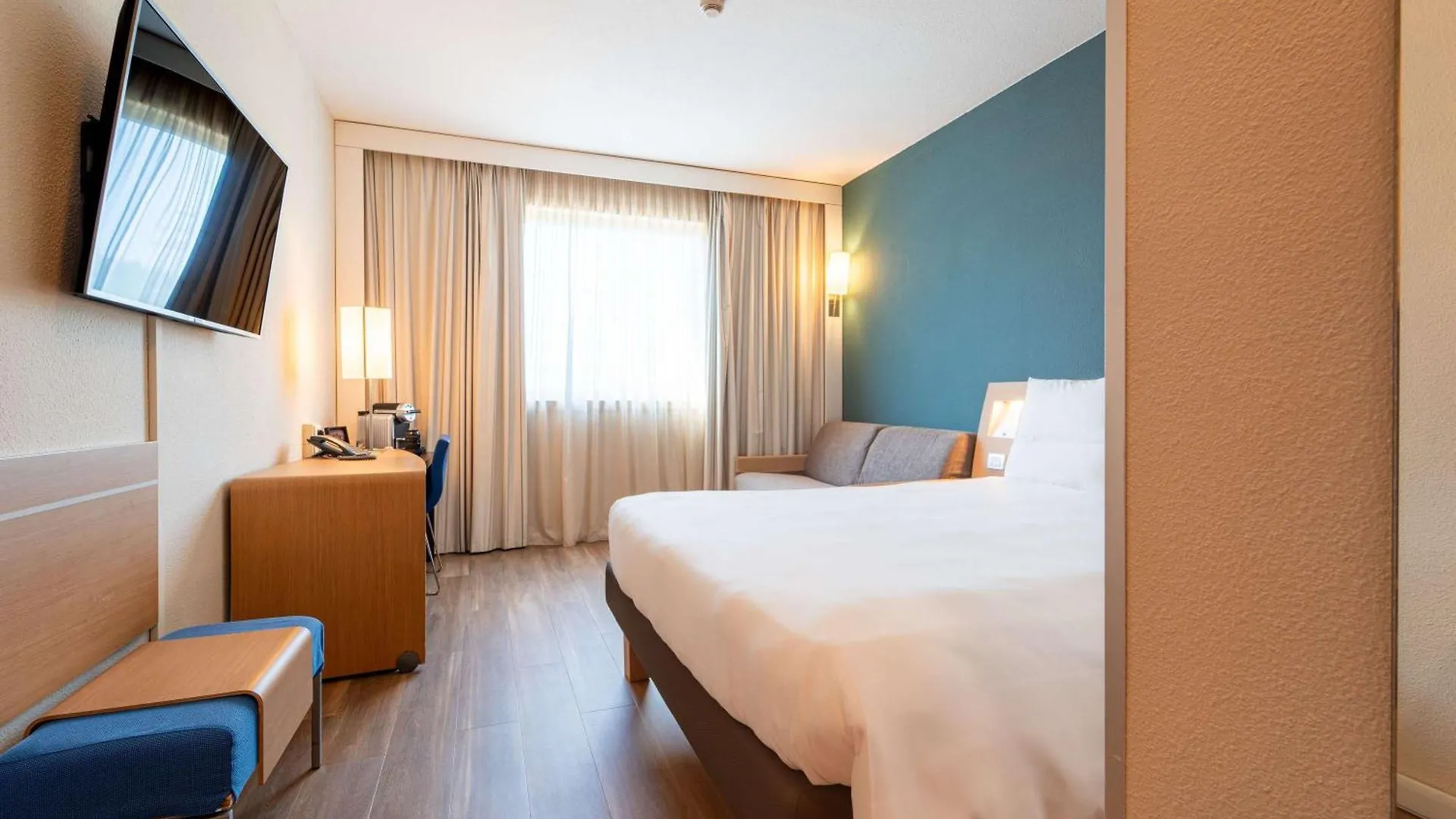 Novotel Roma Est 4*, Рим