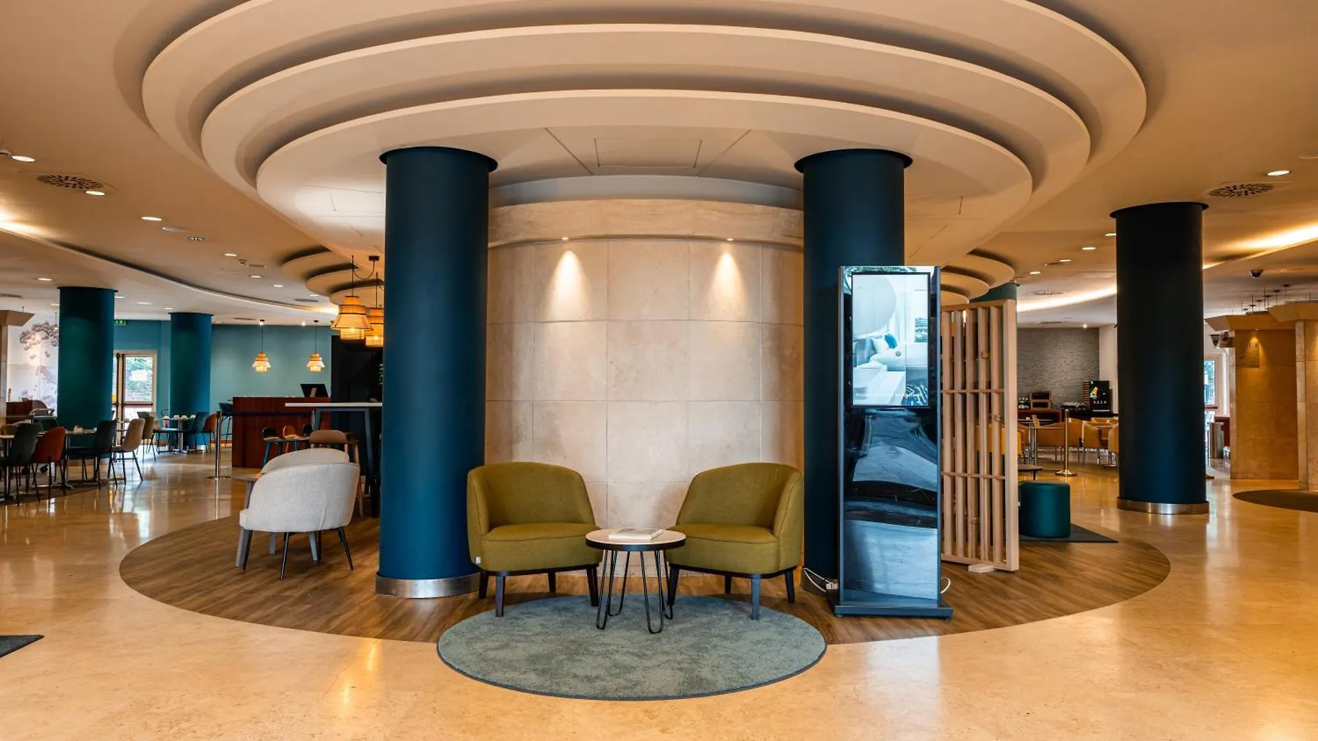Novotel Roma Est מלון