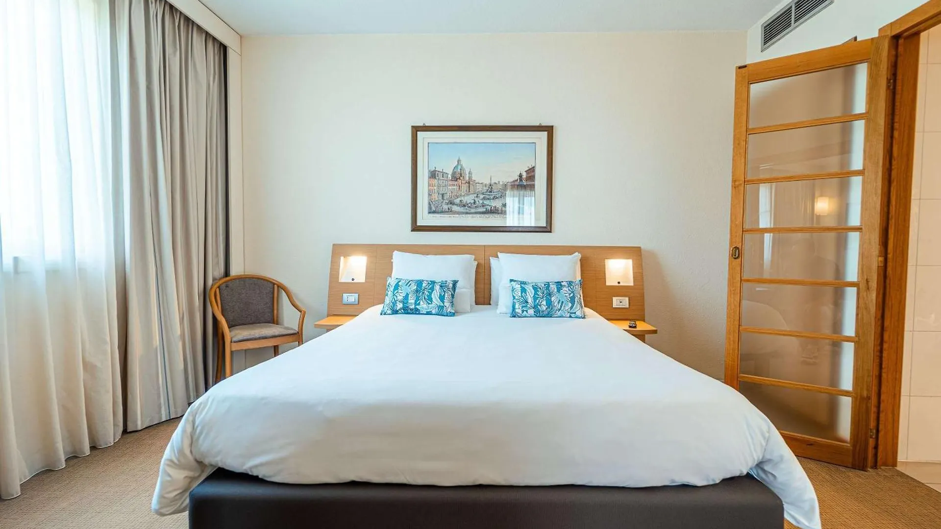 **** Hotel Novotel Roma Est Italy